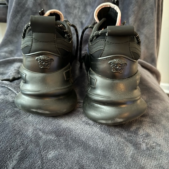 Versace Chain Runners - Picture 2 of 6